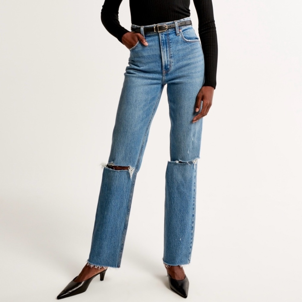 Abercrombie Ultra High Rise 90s Straight Jean